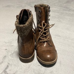 Brown lace up boots